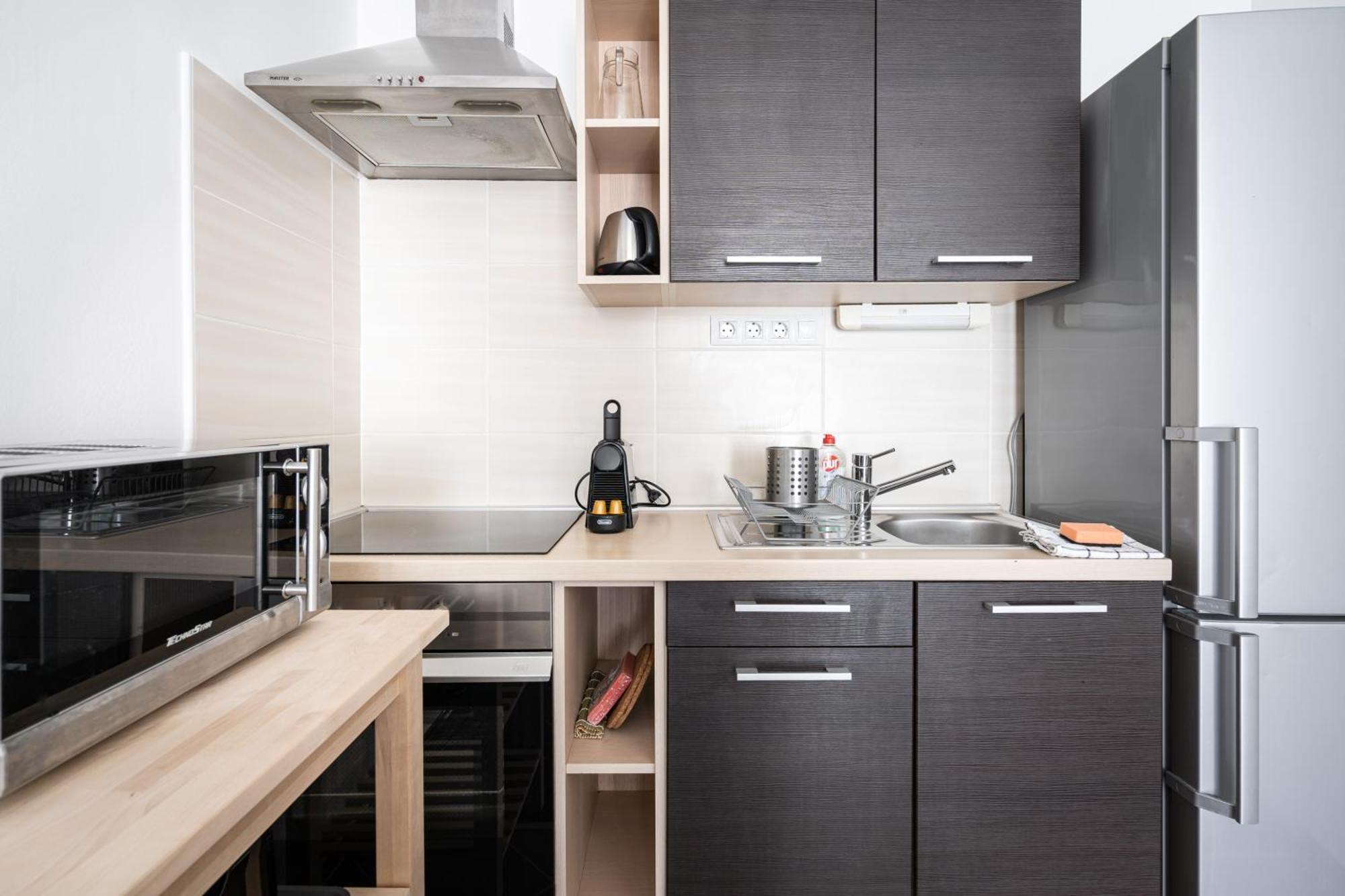 City Center Corvin Suite Apartment ブダペスト エクステリア 写真